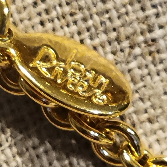 JOAN RIVERS VINTAGE COLECTION REVERSIBLE HART PENDANT WITH 30"LONG NECKLACE - Picture 4 of 5